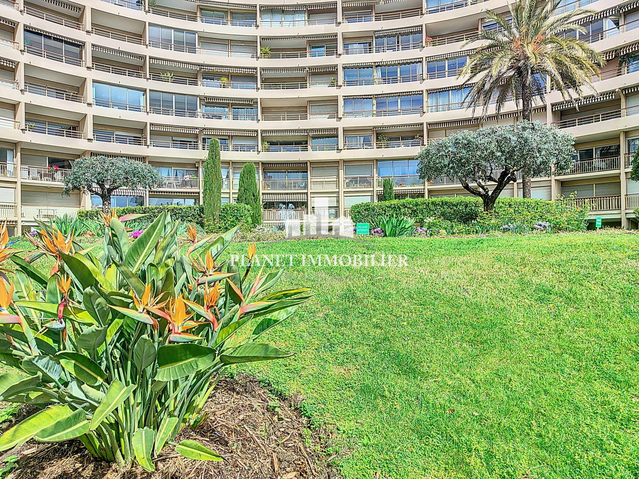 Vente Appartement 42m² 2 Pièces à Cannes la Bocca (06150) - Planet Immobilier